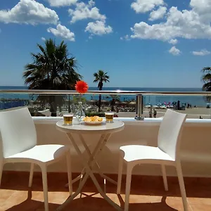 Nuevo Roca Chica, Primera Linea Playa,torremolinos Apartment